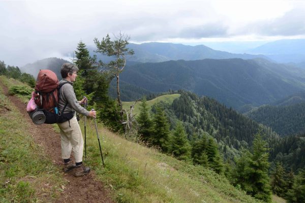 Weite Natur - Wanderung im Kleinen Kaukasus